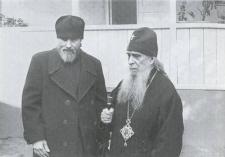 Владыка Зиновий с отцом Виталием. Начало 1980-х.