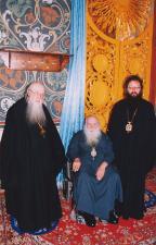 Митрополит Симон, архиепископ Михей, архиепископ Кирилл. Толгский монастырь 2003 г.